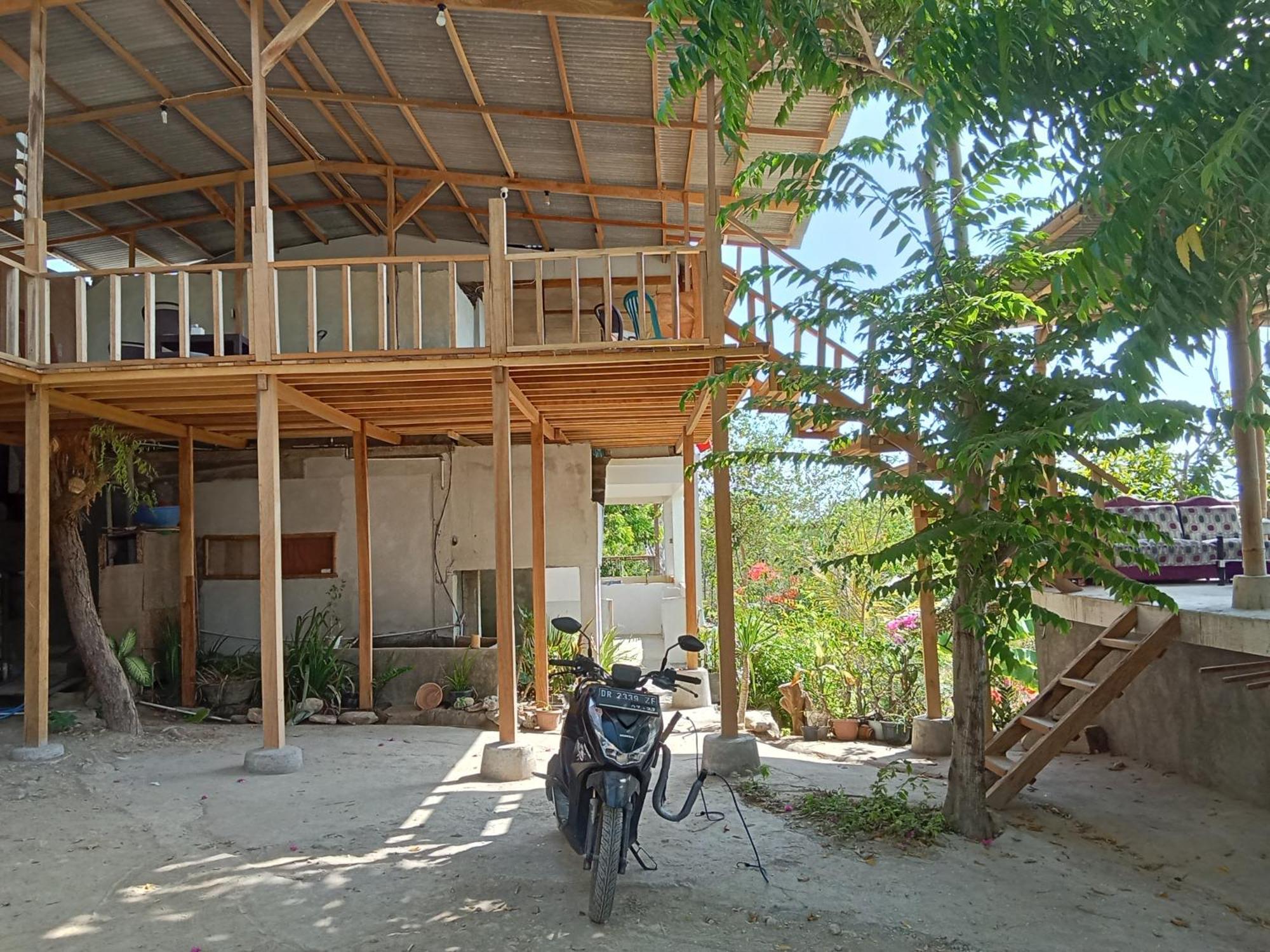 Feby'S Homestay Ekas Exteriér fotografie